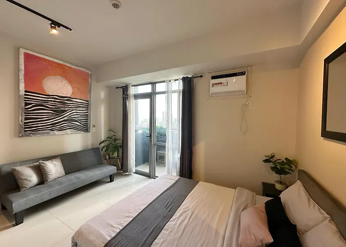 In Araneta Fast Wifi Great Location In Qc Apartment