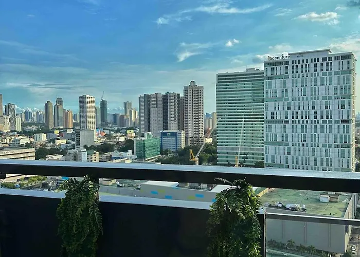 In Araneta Fast Wifi Great Location In Qc Manila