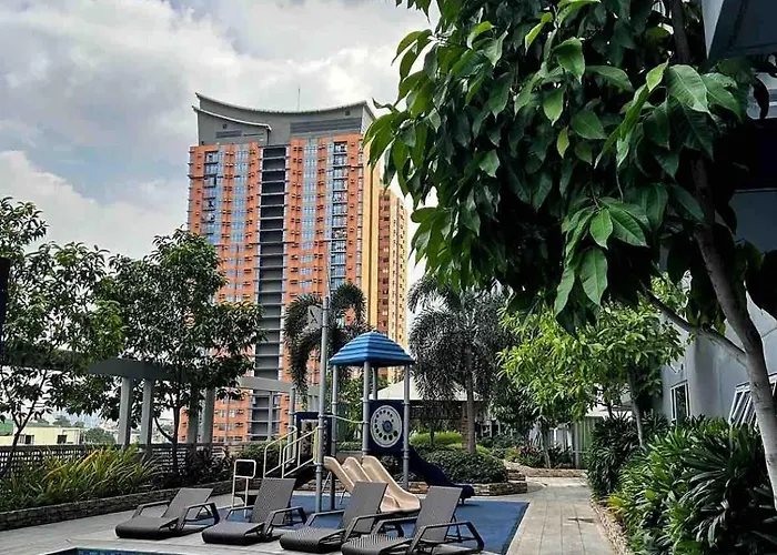 In Araneta Fast Wifi Great Location In Qc Apartment Manila